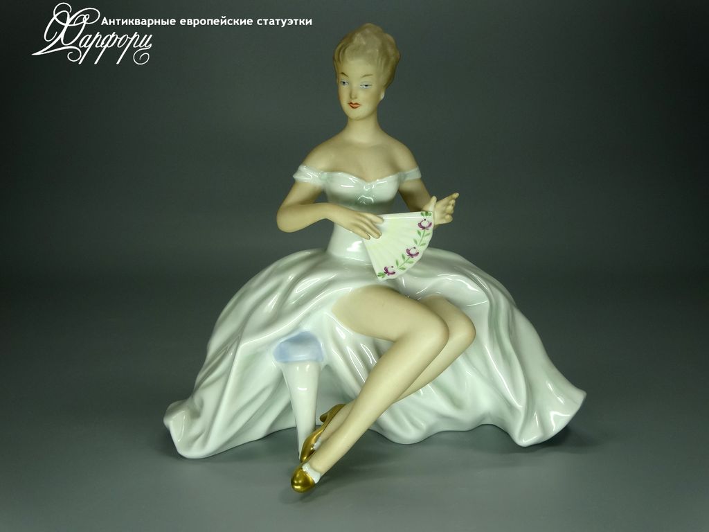 Купить фарфоровые статуэтки Wallendorf, Балерина с веером, Германия